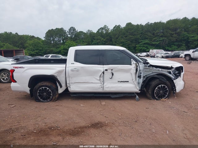 Aukcja sprzedaży 2022 Toyota Tundra Sr5, vin: 5TFLA5AB6NX018332, numer aukcji: 45072599