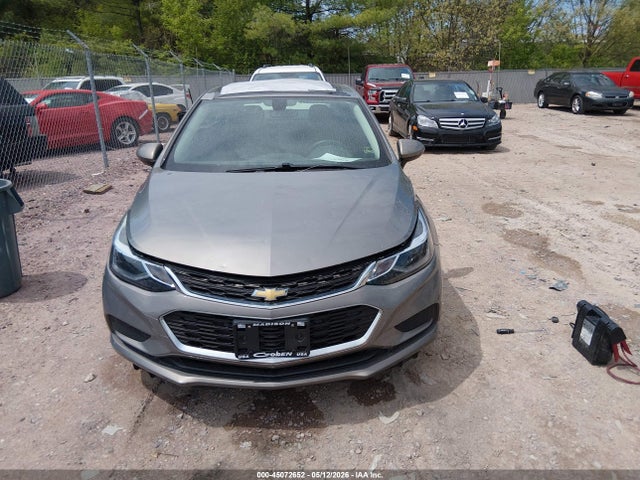 Продаж на аукціоні авто 2018 Chevrolet Cruze Lt Auto, vin: 1G1BE5SM8J7183298, номер лоту: 45072652