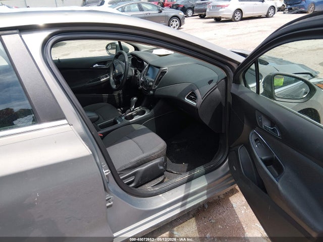 Продаж на аукціоні авто 2018 Chevrolet Cruze Lt Auto, vin: 1G1BE5SM8J7183298, номер лоту: 45072652