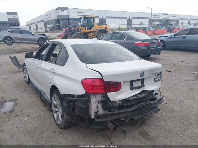 2015 Bmw 320i მანქანა იყიდება აუქციონზე, vin: WBA3B1G50FNT63437, აუქციონის ნომერი: 45072689