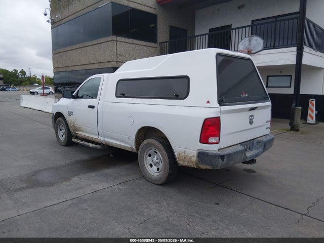 3C6JR7DGXKG597156 RAM 1500 Classic Tradesman 4x4 8&#039; Box