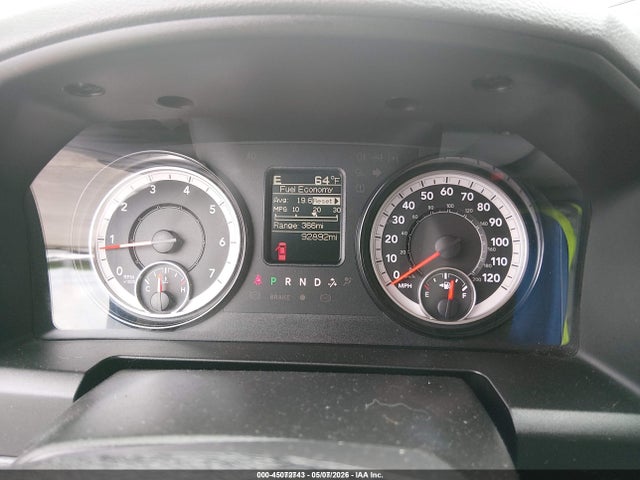 3C6JR7DGXKG597156 RAM 1500 Classic Tradesman 4x4 8&#039; Box