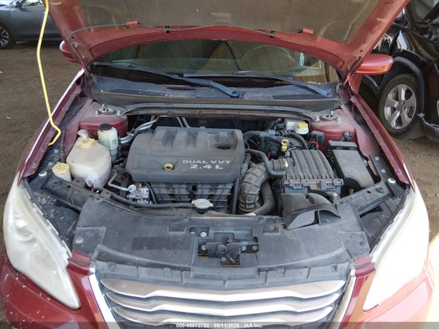 45072780 :رقم المزاد ، 1C3CCBABXDN733430 vin ، 2013 Chrysler 200 Lx مزاد بيع