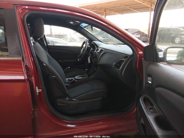 45072780 :رقم المزاد ، 1C3CCBABXDN733430 vin ، 2013 Chrysler 200 Lx مزاد بيع