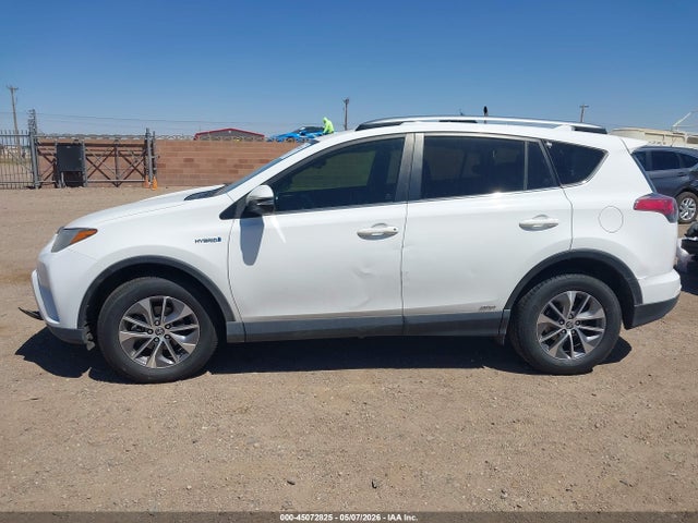 JTMRJREV3JD174331 Toyota Rav4 Hybrid Le