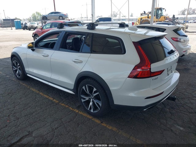 Aukcja sprzedaży 2020 Volvo V60 Cross Country T5, vin: YV4102WK9L1032921, numer aukcji: 45072828