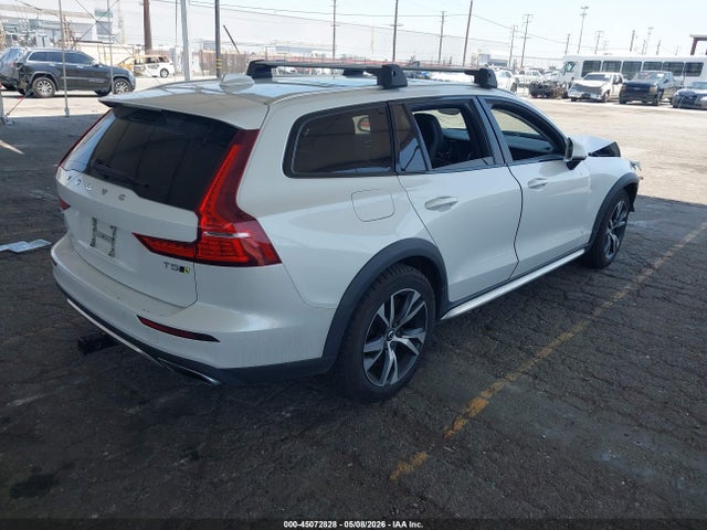 Aukcja sprzedaży 2020 Volvo V60 Cross Country T5, vin: YV4102WK9L1032921, numer aukcji: 45072828