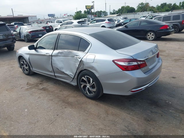 Продаж на аукціоні авто 2017 Honda Accord Lx, vin: 1HGCR2F31HA245543, номер лоту: 45072857