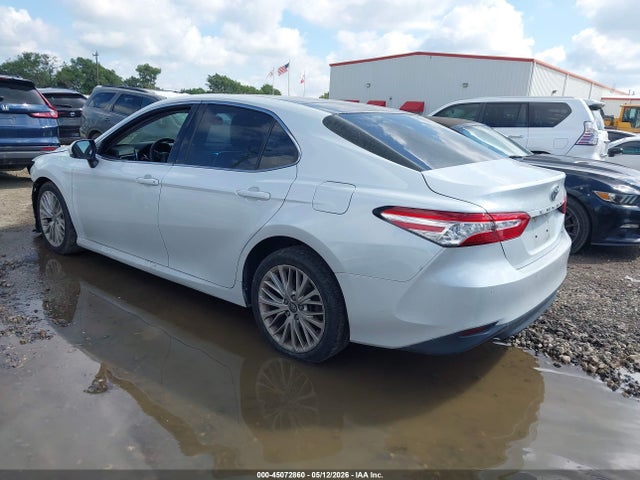 Продажа на аукционе авто 2018 Toyota Camry Xle, vin: 4T1B11HK8JU052936, номер лота: 45072860