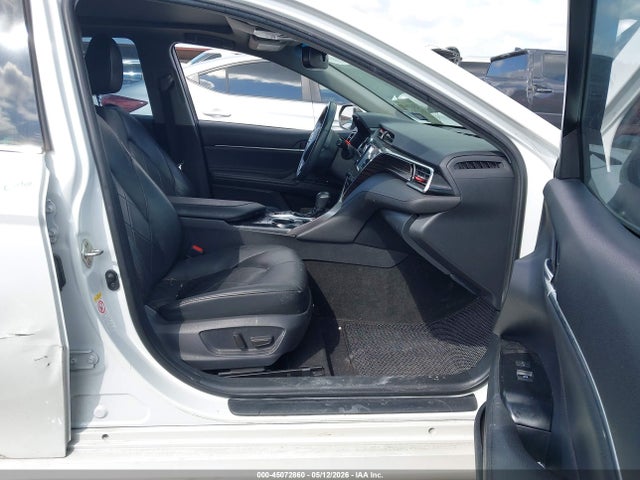 Продажа на аукционе авто 2018 Toyota Camry Xle, vin: 4T1B11HK8JU052936, номер лота: 45072860