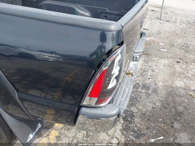 45072875 :رقم المزاد ، 3TMKU72N55M002989 vin ، 2005 Toyota Tacoma Prerunner V6 مزاد بيع