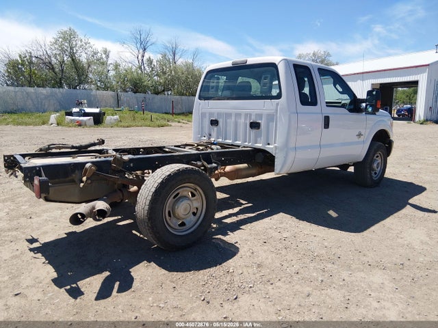 Продаж на аукціоні авто 2016 Ford F-350 Chassis Xl, vin: 1FD8X3FT5GEC87927, номер лоту: 45072876