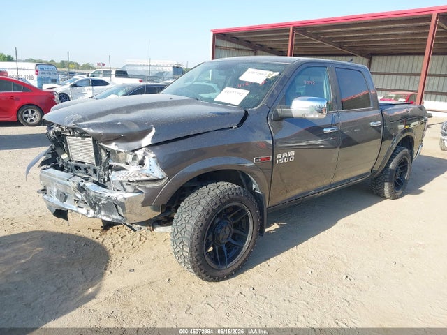 45072884 :رقم المزاد ، 1C6RR7NM1JS246652 vin ، 2018 Ram 1500 Laramie  4x4 5'7 Box مزاد بيع