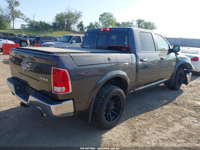 45072884 :رقم المزاد ، 1C6RR7NM1JS246652 vin ، 2018 Ram 1500 Laramie  4x4 5'7 Box مزاد بيع