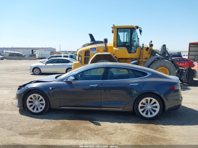45072913 :رقم المزاد ، 5YJSA1E22KF347601 vin ، 2019 Tesla Model S 100d/75d/long Range/standard Range مزاد بيع