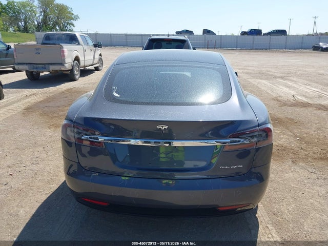 45072913 :رقم المزاد ، 5YJSA1E22KF347601 vin ، 2019 Tesla Model S 100d/75d/long Range/standard Range مزاد بيع