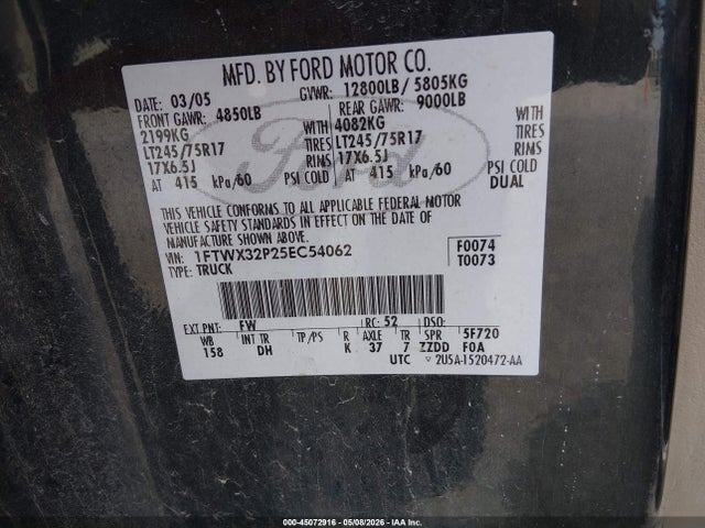 2005 Ford F-350 Lariat/xl/xlt მანქანა იყიდება აუქციონზე, vin: 1FTWX32P25EC54062, აუქციონის ნომერი: 45072916