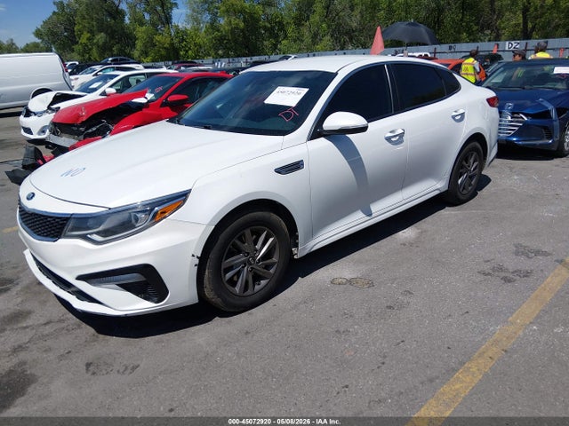 KIA Optima Lx 2020 5XXGT4L37LG422580 Image 2