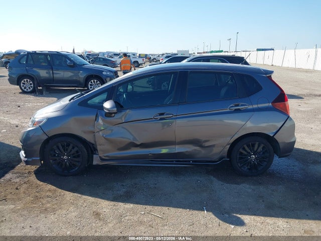 Продажа на аукционе авто 2018 Honda Fit Sport, vin: 3HGGK5H61JM707316, номер лота: 45072923