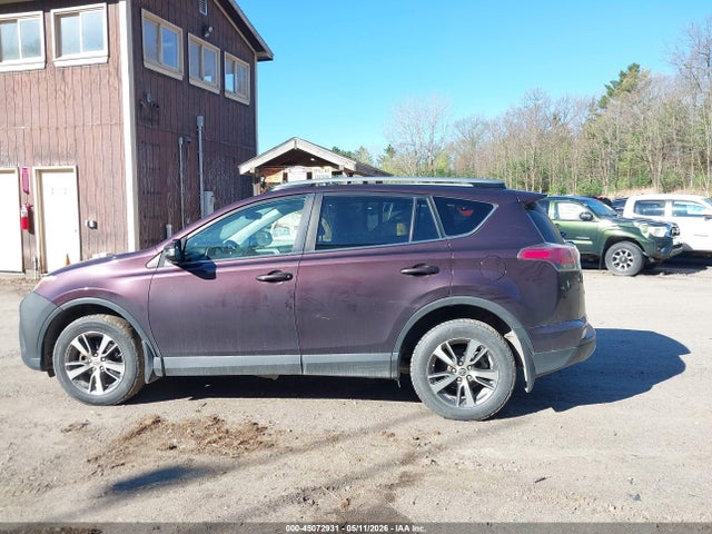 Продажа на аукционе авто 2017 Toyota Rav4 Xle, vin: 2T3RFREV2HW604140, номер лота: 45072931