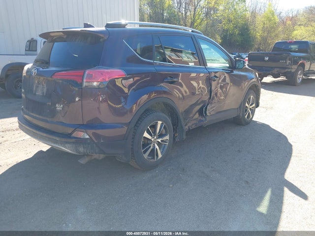 Продажа на аукционе авто 2017 Toyota Rav4 Xle, vin: 2T3RFREV2HW604140, номер лота: 45072931