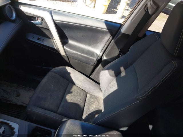 Продажа на аукционе авто 2017 Toyota Rav4 Xle, vin: 2T3RFREV2HW604140, номер лота: 45072931