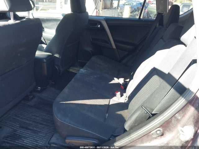 Продажа на аукционе авто 2017 Toyota Rav4 Xle, vin: 2T3RFREV2HW604140, номер лота: 45072931