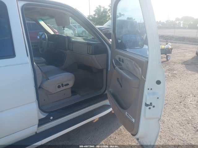 45072945 :رقم المزاد ، 1GKFK66U12J232822 vin ، 2002 Gmc Yukon Xl 1500 Denali مزاد بيع