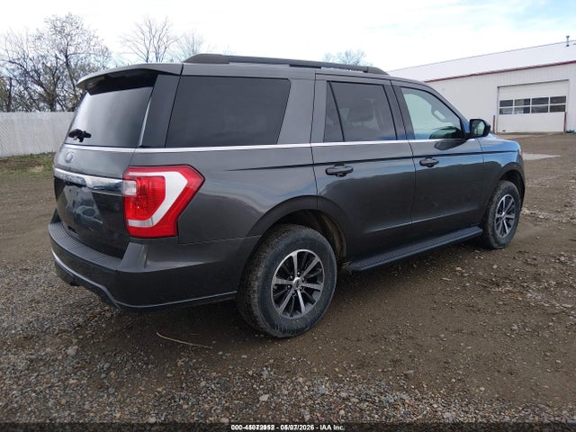 2021 Ford Expedition Xl მანქანა იყიდება აუქციონზე, vin: 1FMJU1GT3MEA27857, აუქციონის ნომერი: 45072952