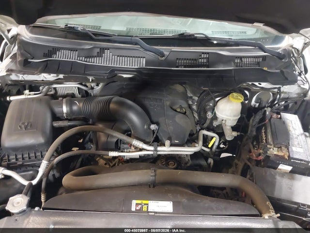 45072957 :رقم المزاد ، 1C6RR7KT2JS318972 vin ، 2018 Ram 1500 Tradesman  4x4 5'7 Box مزاد بيع