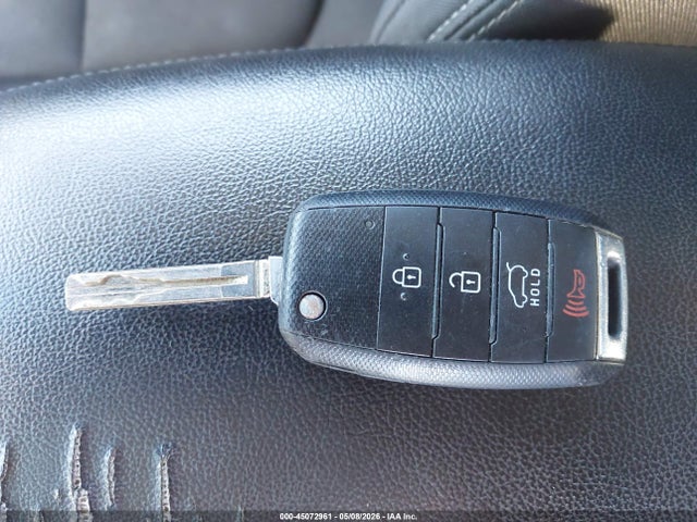 Продажа на аукционе авто 2015 Kia Soul, vin: KNDJN2A23F7797250, номер лота: 45072961