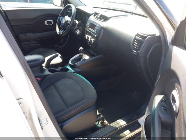 Продажа на аукционе авто 2015 Kia Soul, vin: KNDJN2A23F7797250, номер лота: 45072961