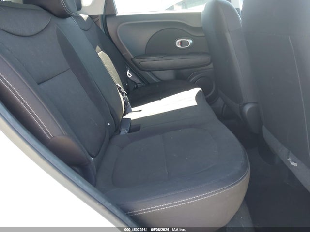 Продажа на аукционе авто 2015 Kia Soul, vin: KNDJN2A23F7797250, номер лота: 45072961