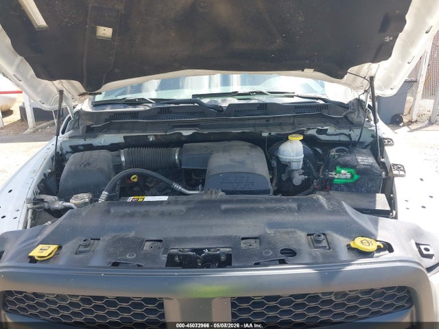 1C6RR6KG2JS288658 RAM 1500 Tradesman 4x2 5&#039;7 Box
