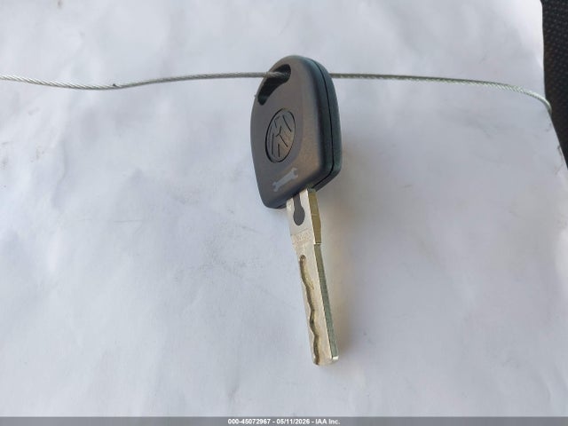 45072967 :رقم المزاد ، 3VWRF31Y96M326068 vin ، 2006 Volkswagen New Beetle 2.5 مزاد بيع