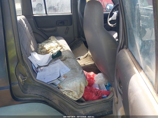 45072976 :رقم المزاد ، 1J4FJ28S0WL221334 vin ، 1998 Jeep Cherokee Se مزاد بيع