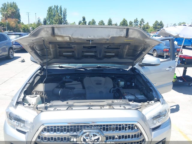 2017 Toyota Tacoma Trd Sport მანქანა იყიდება აუქციონზე, vin: 3TMAZ5CN3HM045490, აუქციონის ნომერი: 45072985