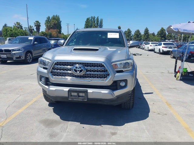 2017 Toyota Tacoma Trd Sport მანქანა იყიდება აუქციონზე, vin: 3TMAZ5CN3HM045490, აუქციონის ნომერი: 45072985