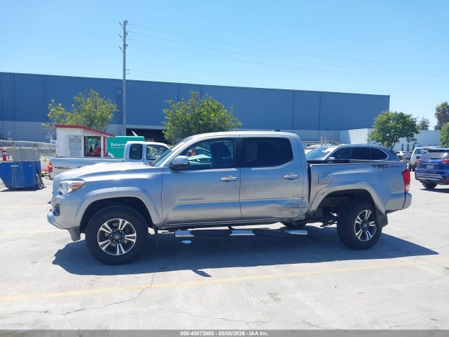 2017 Toyota Tacoma Trd Sport მანქანა იყიდება აუქციონზე, vin: 3TMAZ5CN3HM045490, აუქციონის ნომერი: 45072985