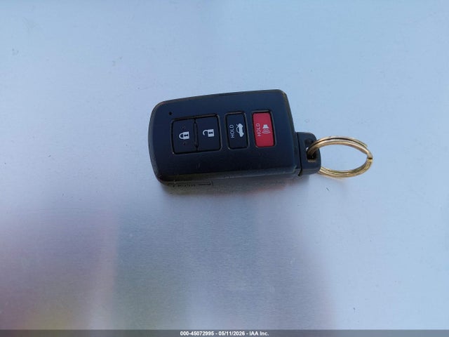 45072995 :رقم المزاد ، 4T1BK1EB3DU073120 vin ، 2013 Toyota Avalon Xle مزاد بيع