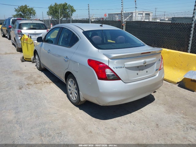 3N1CN7AP8EL813683 Nissan Versa 1.6 Sv