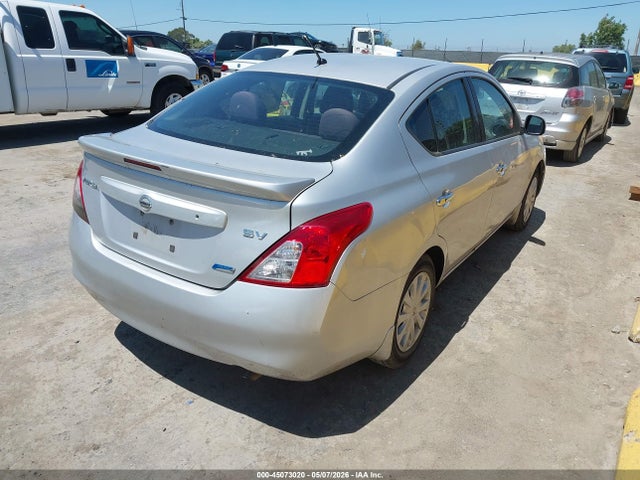 3N1CN7AP8EL813683 Nissan Versa 1.6 Sv
