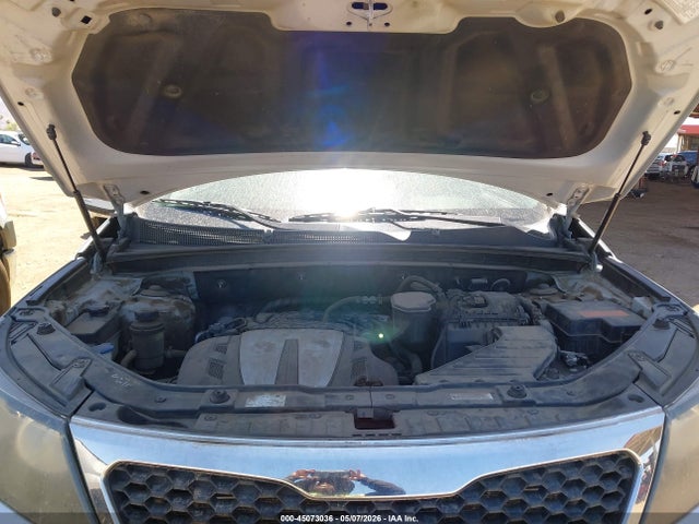 45073036 :رقم المزاد ، 5XYKTDA23BG107824 vin ، 2011 Kia Sorento Lx V6 مزاد بيع