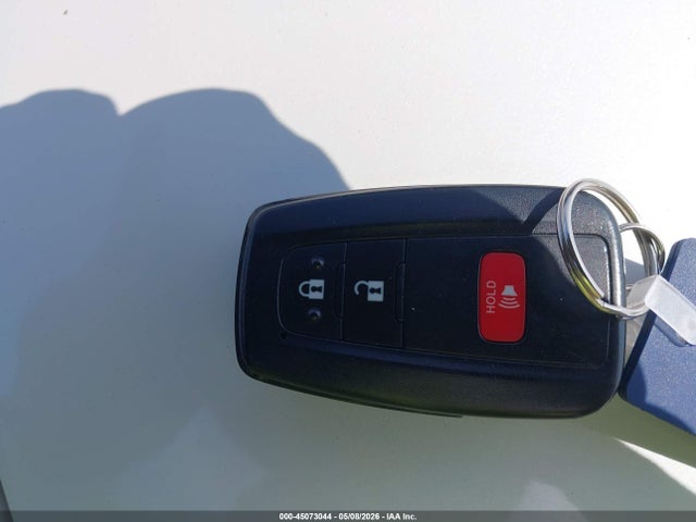 Toyota Prius Three 2016 JTDKARFU1G3504053 Image 11
