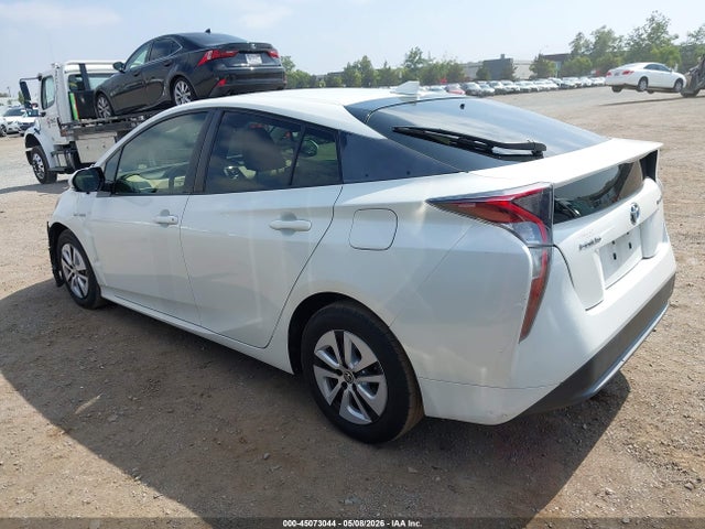 Toyota Prius Three 2016 JTDKARFU1G3504053 Image 3