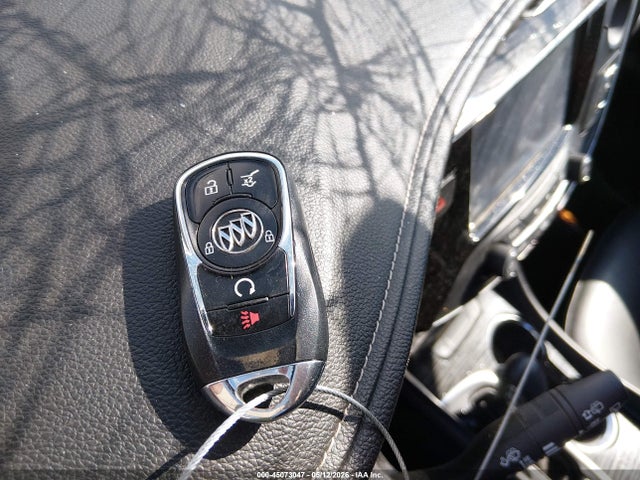 2018 Buick Envision Essence მანქანა იყიდება აუქციონზე, vin: LRBFX1SA2JD024052, აუქციონის ნომერი: 45073047