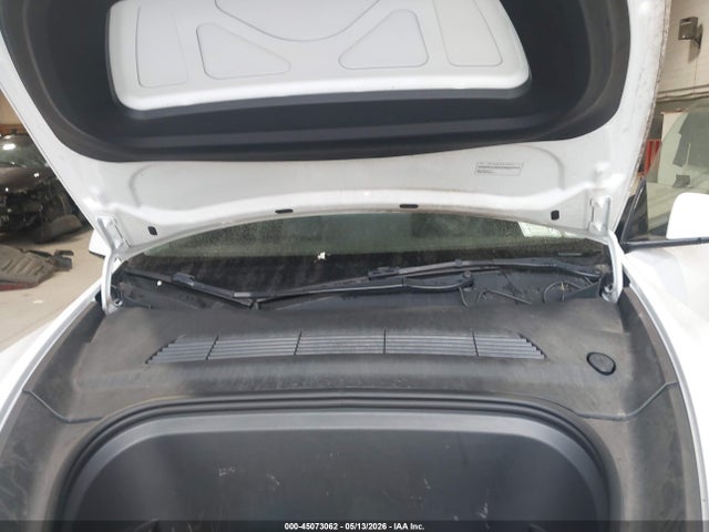 Auction sale of the 2022 Tesla Model Y Long Range Dual Motor All-wheel Drive, vin: 7SAYGDEE8NF438867, lot number: 45073062