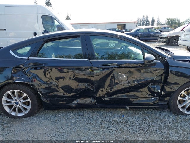 45073103 :رقم المزاد ، 3FA6P0HD4LR136090 vin ، 2020 Ford Fusion Se مزاد بيع