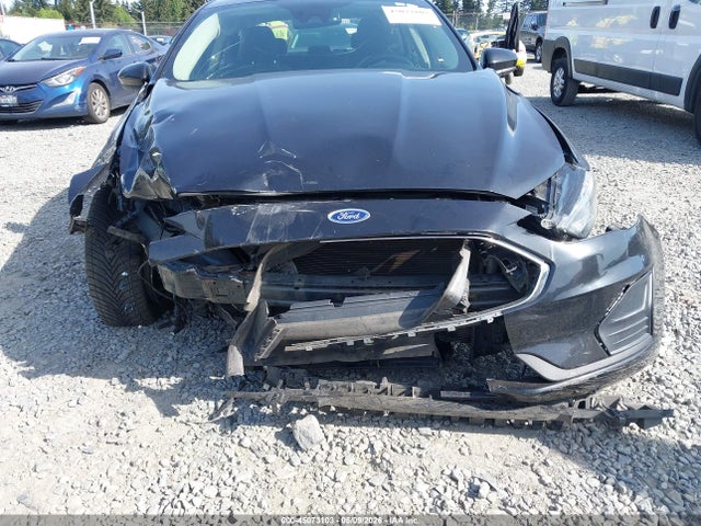 45073103 :رقم المزاد ، 3FA6P0HD4LR136090 vin ، 2020 Ford Fusion Se مزاد بيع