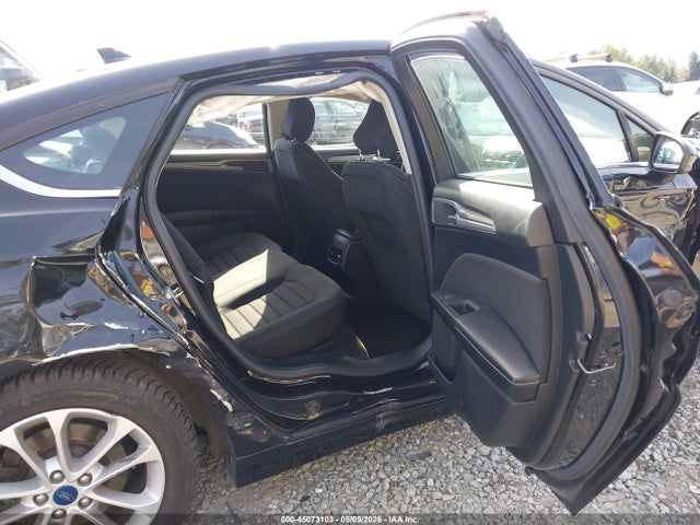 45073103 :رقم المزاد ، 3FA6P0HD4LR136090 vin ، 2020 Ford Fusion Se مزاد بيع
